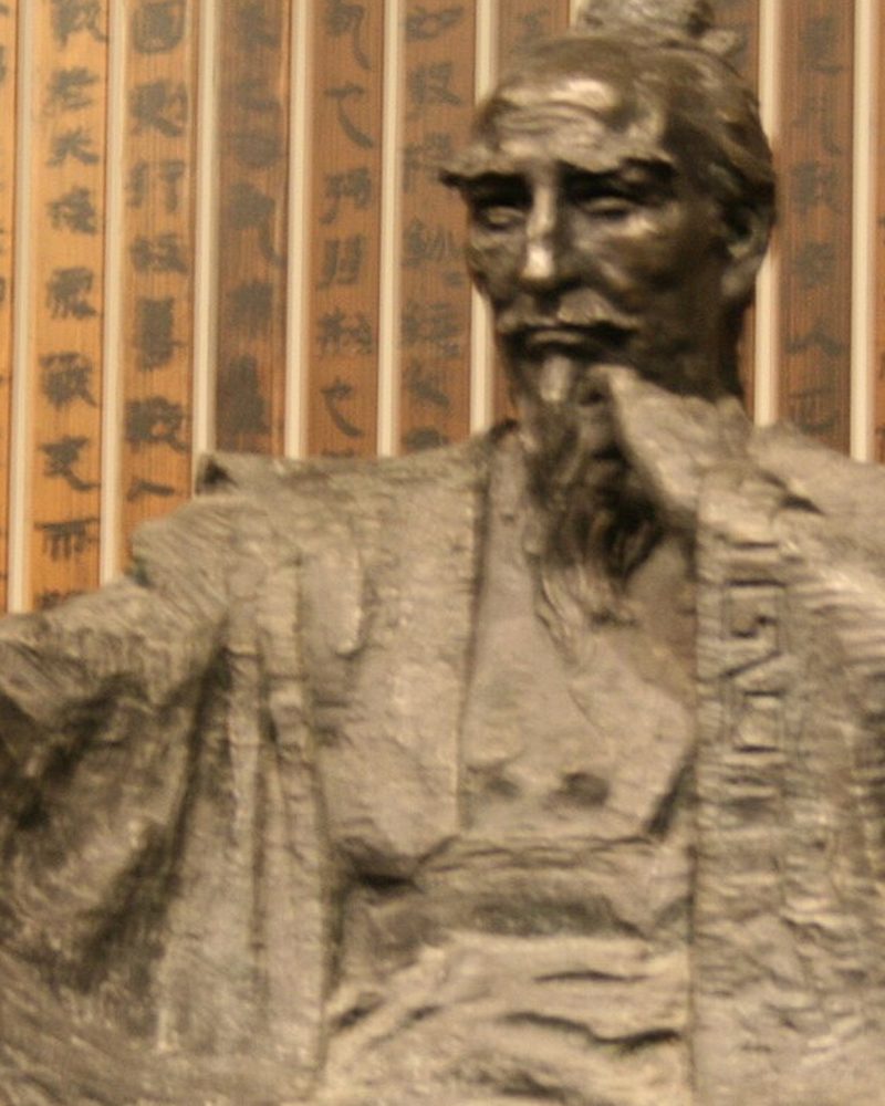 Estátua de Sun Tzu em Xinzheng, China